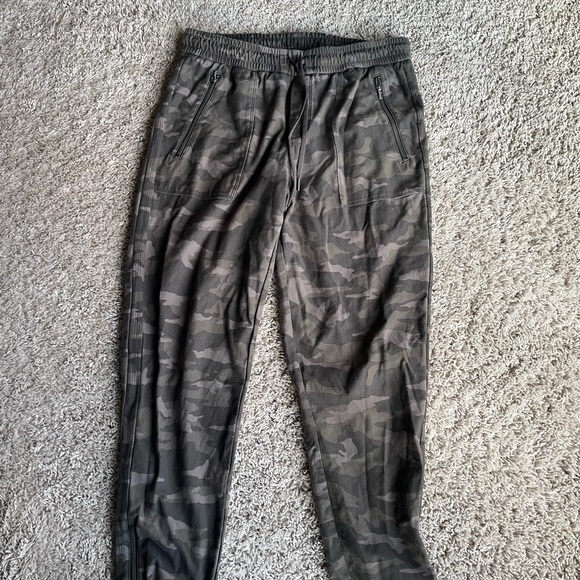 Athleta Farallon Jogger - Picture 2 of 4